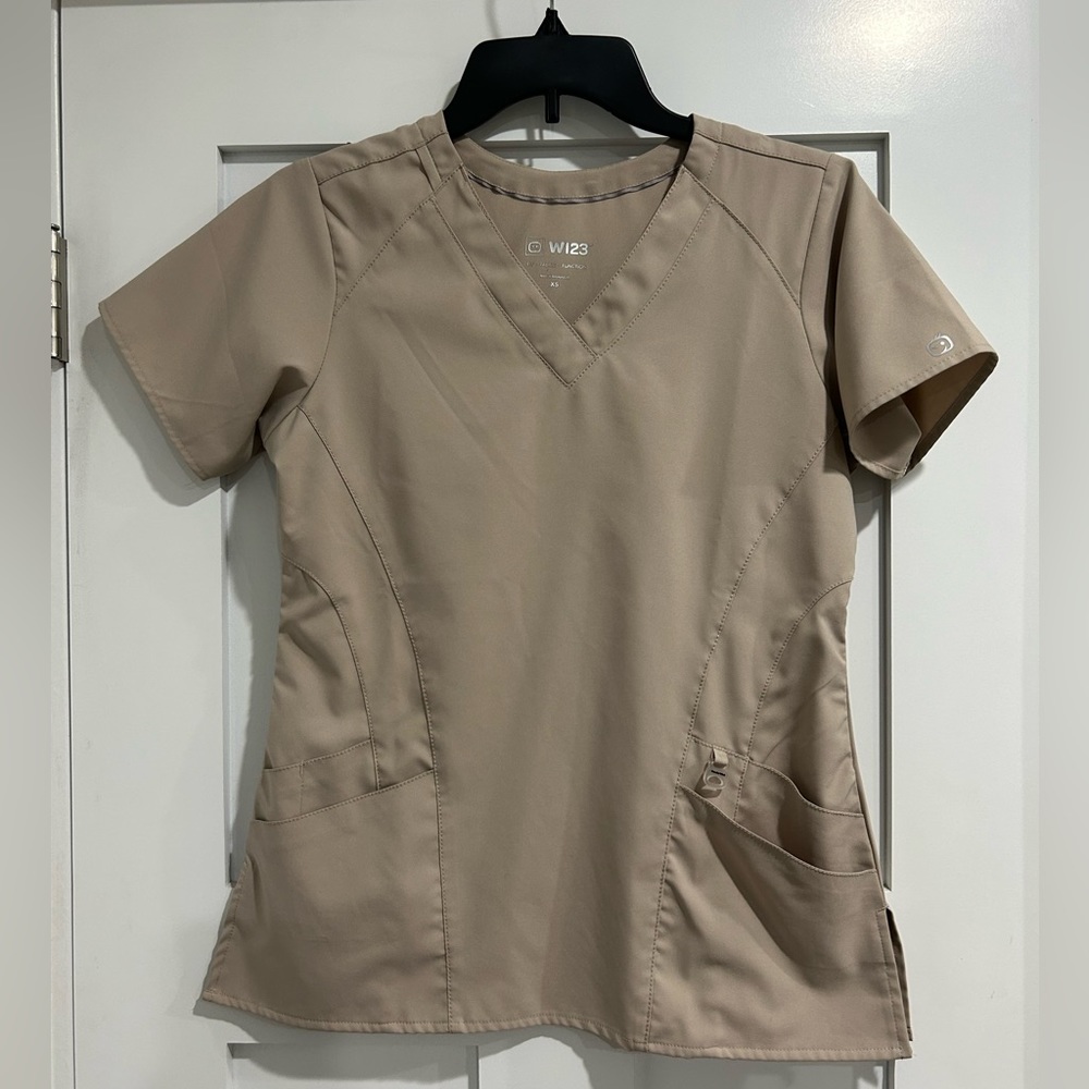XS WonderWink khaki scrub top (perfect condition worn x1)